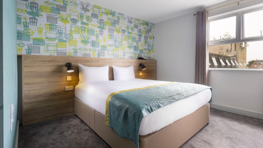 Doble bed in Dublin city centre